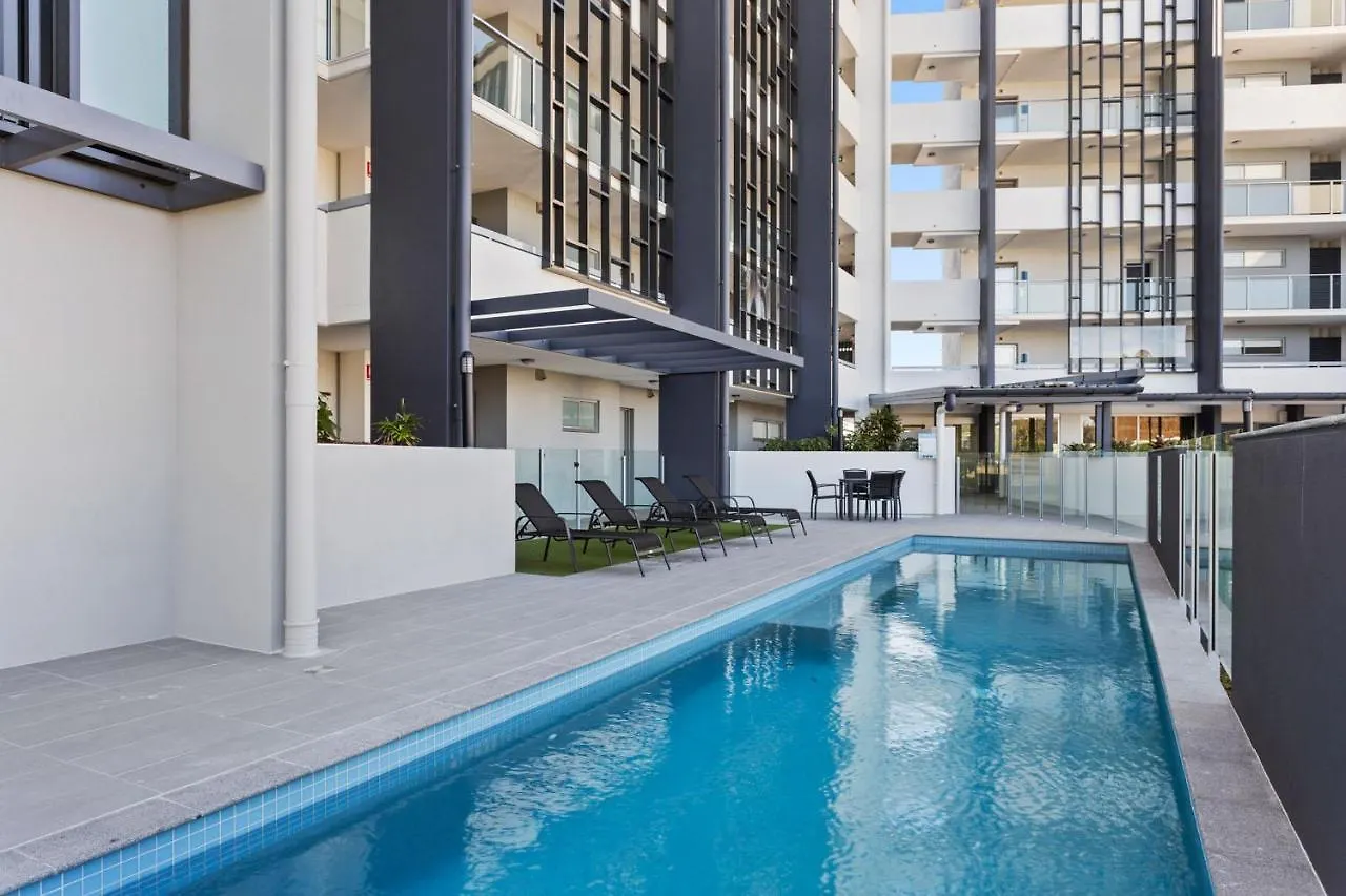 Waterline At Oceanside Hotel Kawana Waters Australia